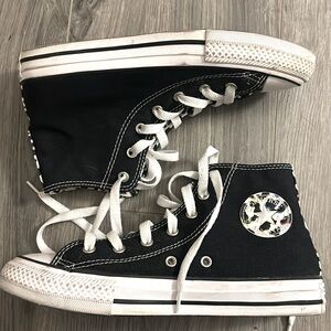 black converse with white and colored cheetah print, woman’s size 6
